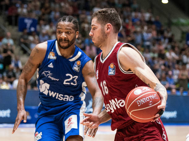 著名转会专 著名转会专