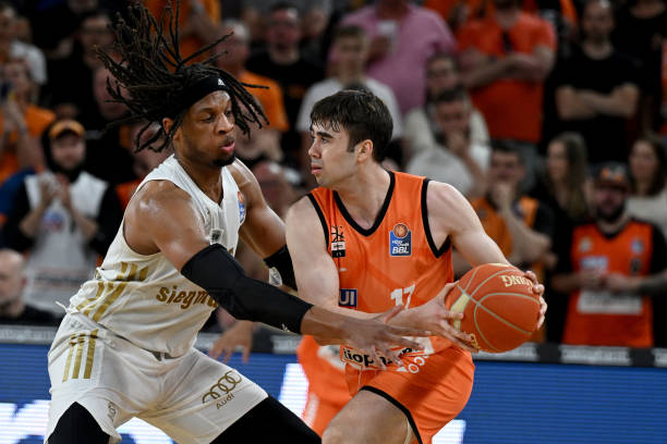 他的竞技状 他的竞技状