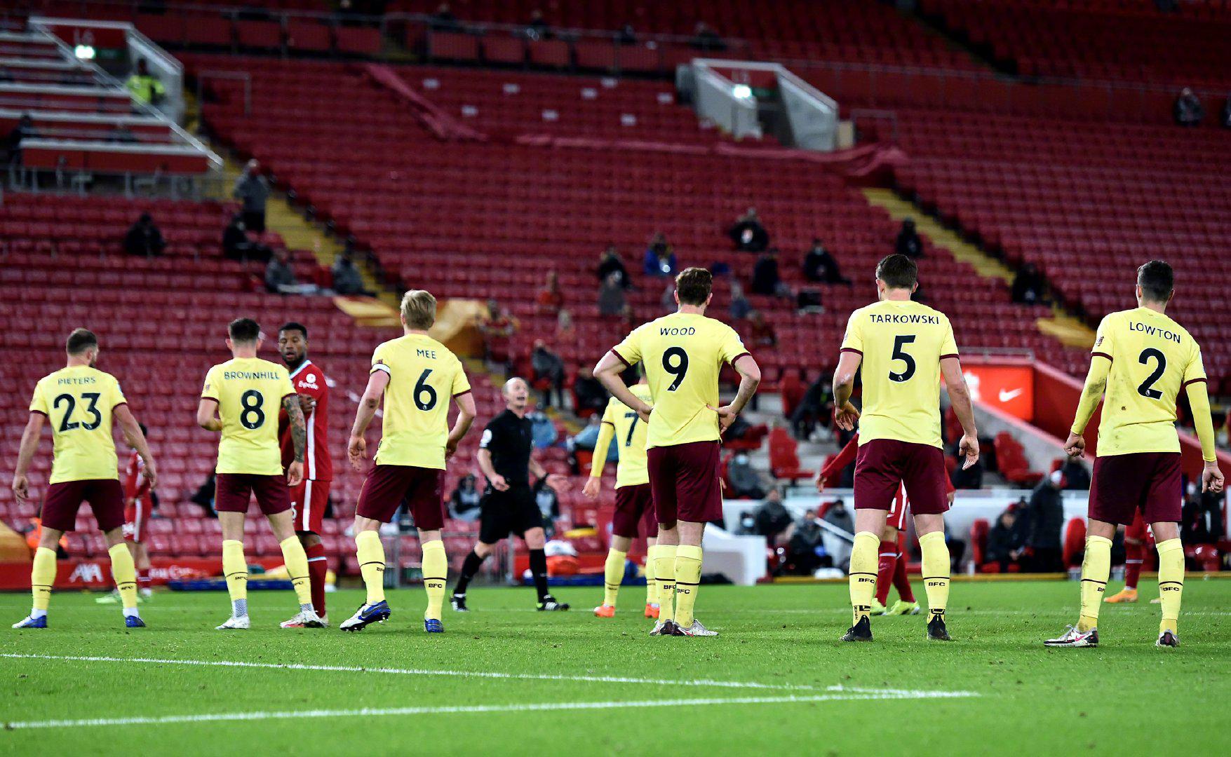 边路渗透的 边路渗透的